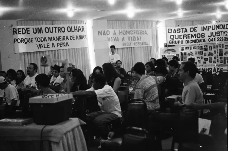 Exposição fotográfica sobre feminismo e LGBT+ . Foto:  Alice Oliveira/ Divulgação
