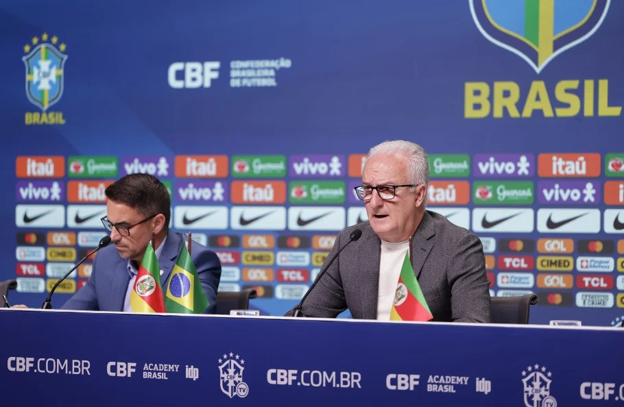 Dorival Júnior e Rodrigo Caetano participam da convocação da Seleção