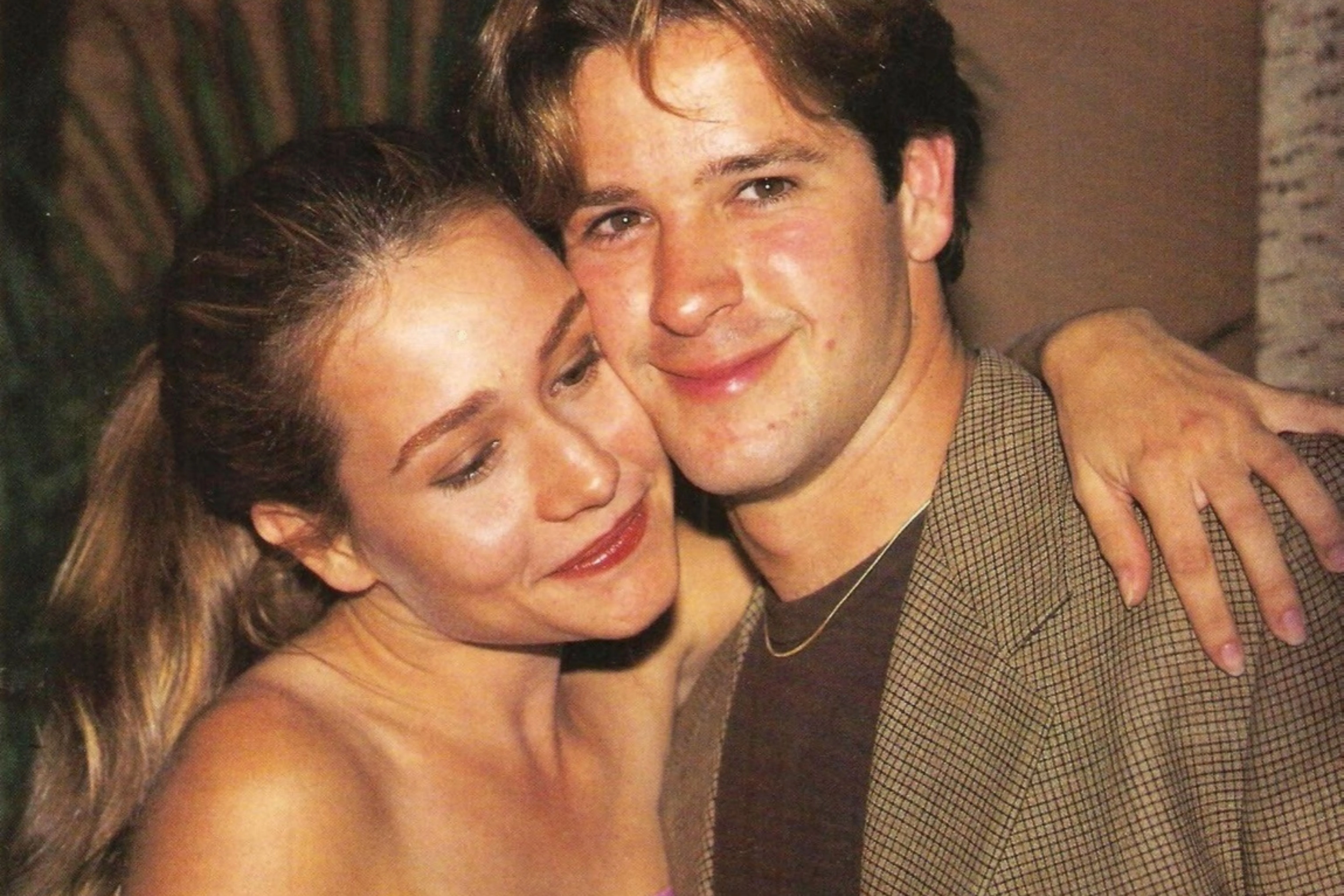 Murilo Benício e Alessandra Negrini se relacionaram durante as gravações da novela "Meu Bem Querer" (1995). Ele ficaram por 4 anos e tiveram um filho junto, Antônio Benício Negrini TV Globo