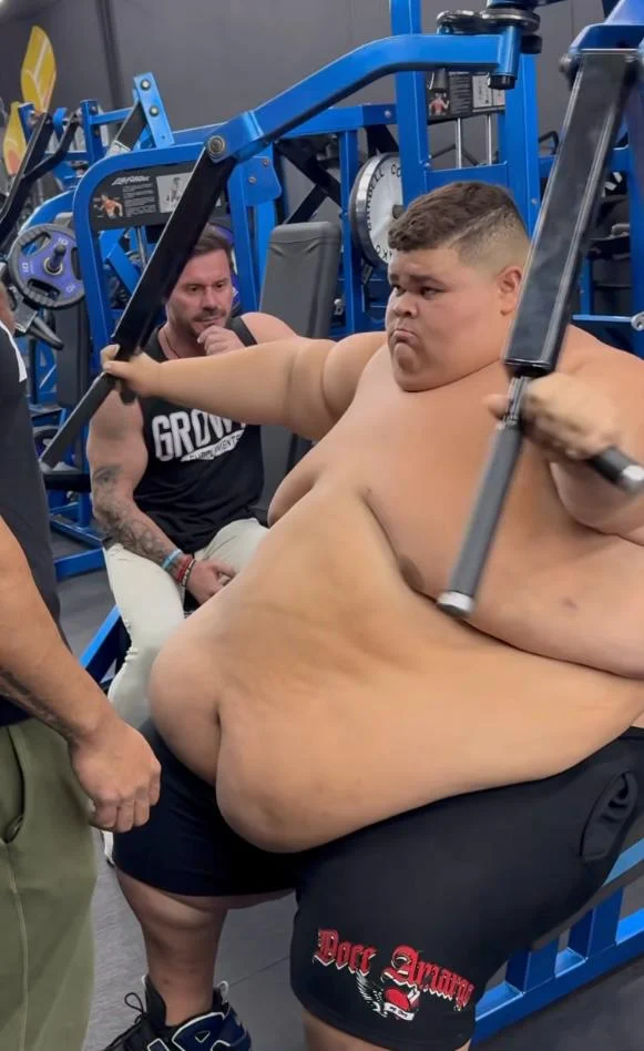 Com 339kg, Gordão da Xj perde 30kg em dois meses e pode ganhar casa Reprodução/Instagram