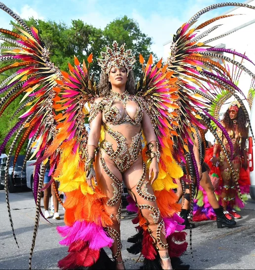 Rihanna no festival 'Crop Over' em Barbados BACKGRID/Reprodução