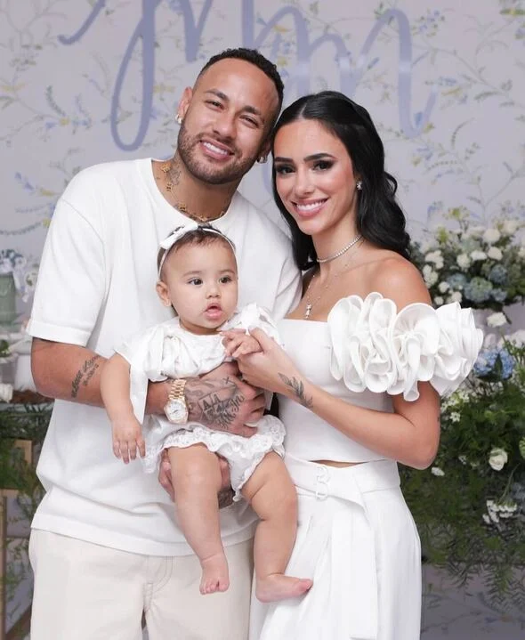 Neymar Jr, Mavie e Bruna Biancardi Reprodução: Instagram