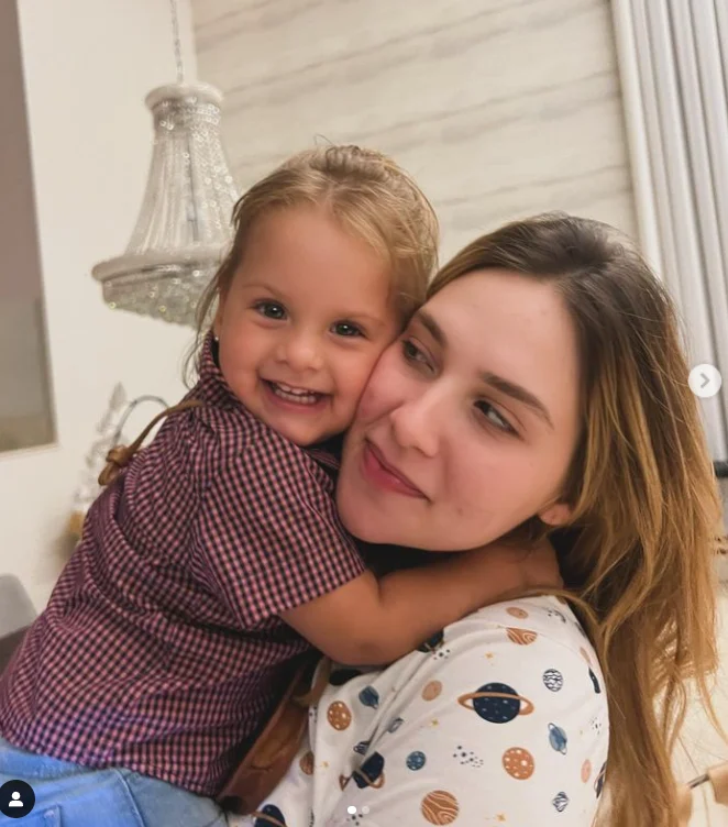 Maria Flor e Virginia Fonseca Reprodução