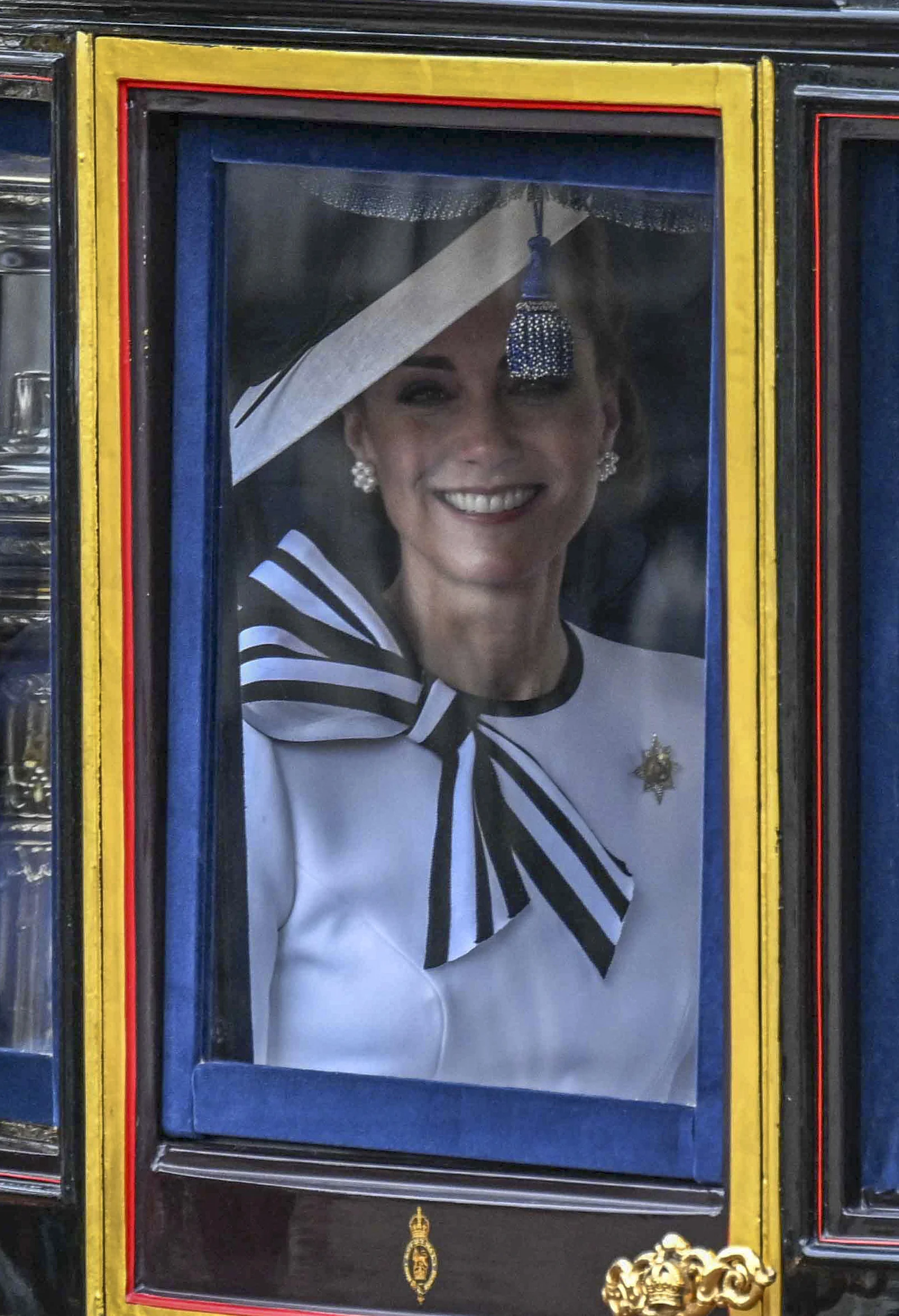 Kate Middleton aparece sorridente em meio a tratamento contra o câncer Rasid Necati Aslimanadolu/AFP