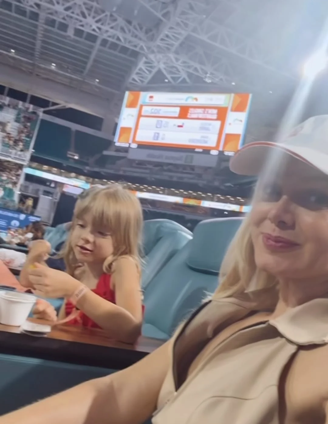 Eliana com a filha, Manuela, em Miami, Flórida, nos EUA Reprodução/Instagram - 28.03.2024