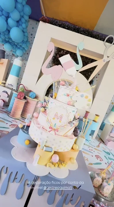 Detalhes da decoração do festão realizado para Mavie Reprodução: Instagram