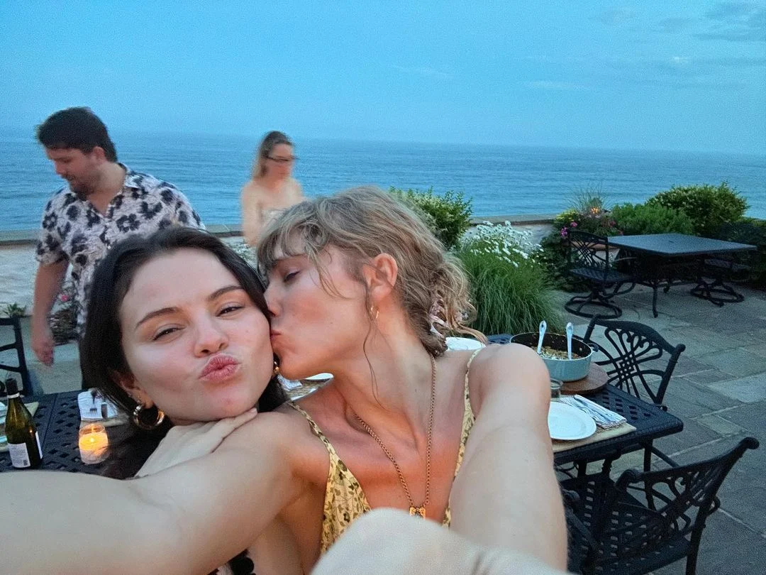 Selena Gomez e Taylor Switf