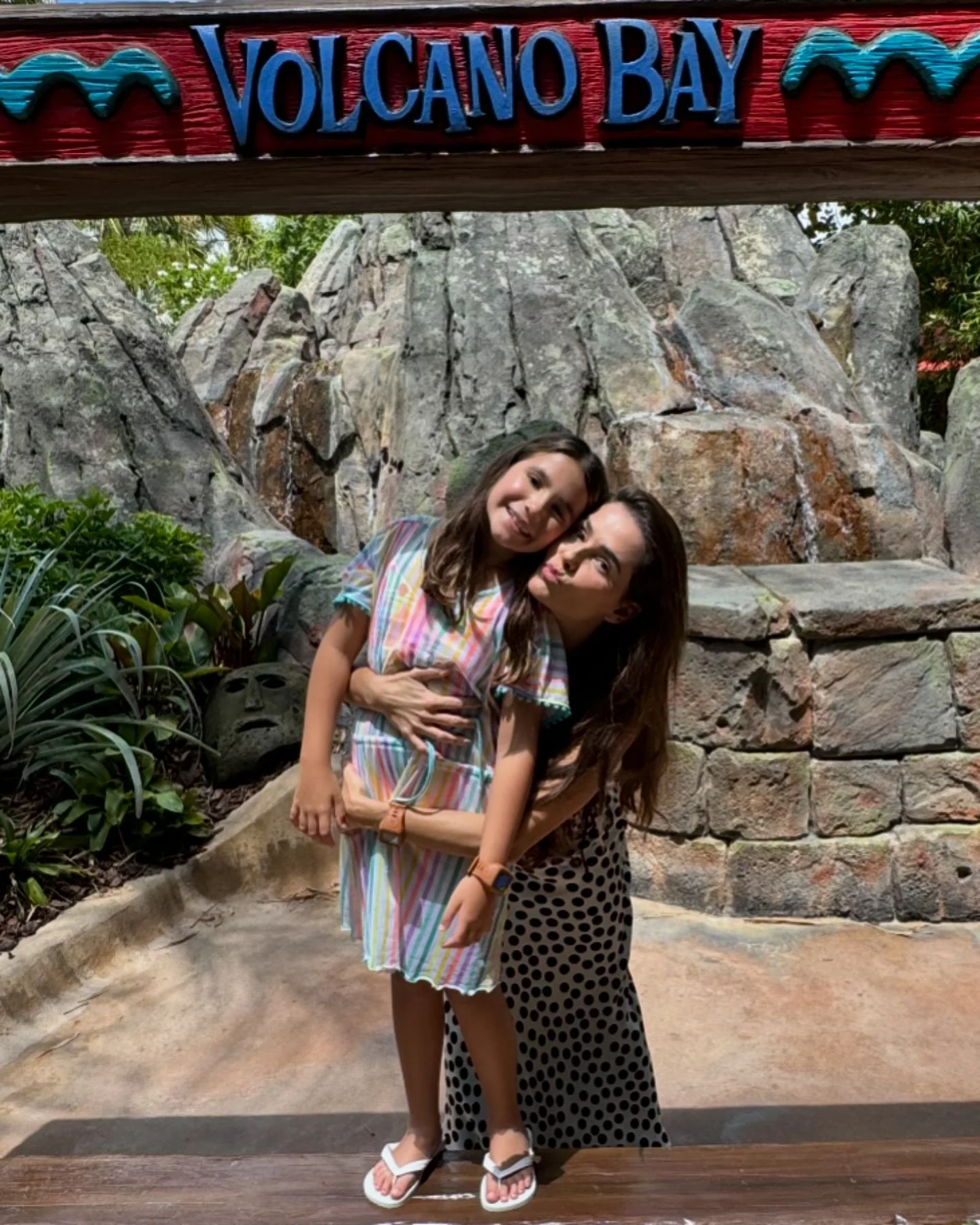 Deborah Secco com a filha, Maria Flor Reprodução/Instagram