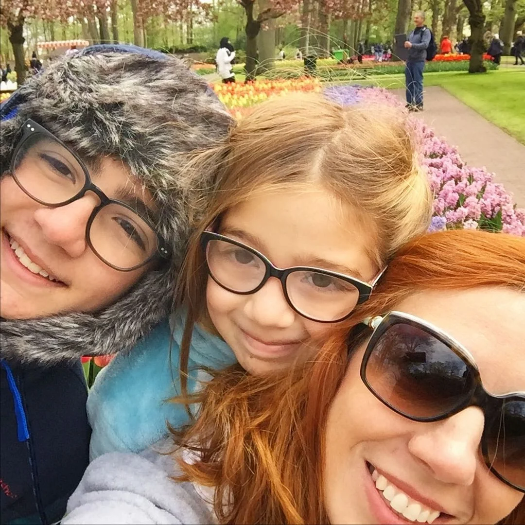Patrícia Papp em suas viagens com a família (Arquivo Pessoal)