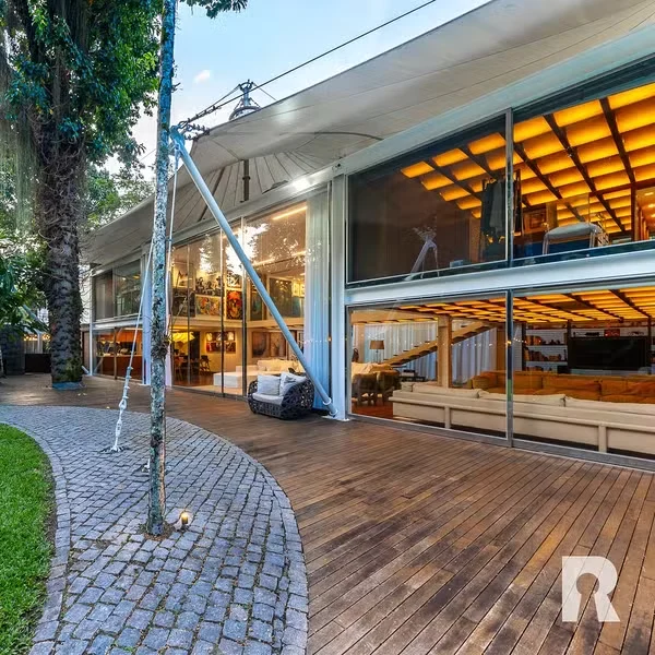 Mansão Bruno Gagliasso e Giovanna Ewbank, que foi vendida por R$ 25 milhões  Instagram