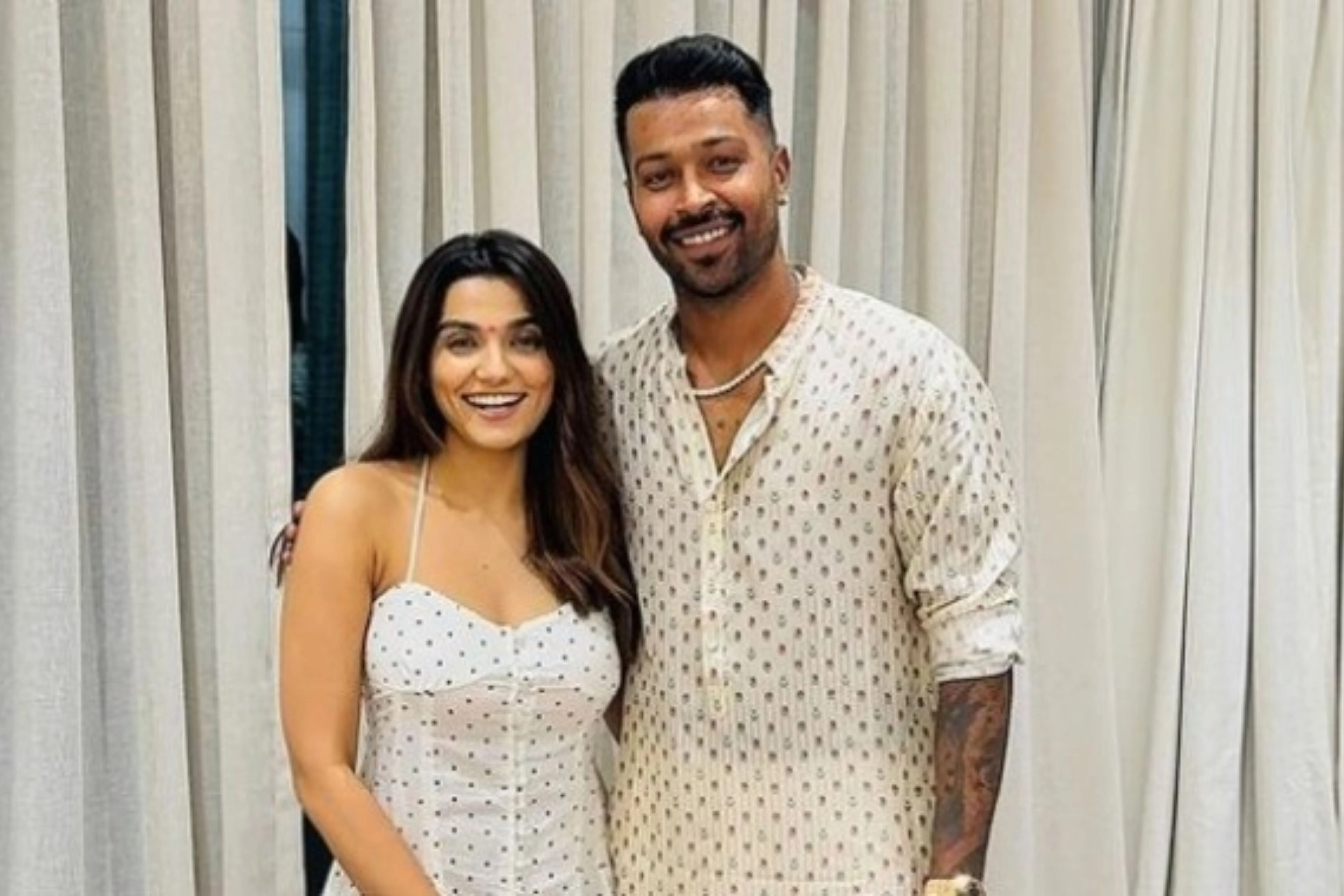 Hardik Pandya: Jogador de críquete indiano, famoso por suas habilidades como all-rounder. Reprodução