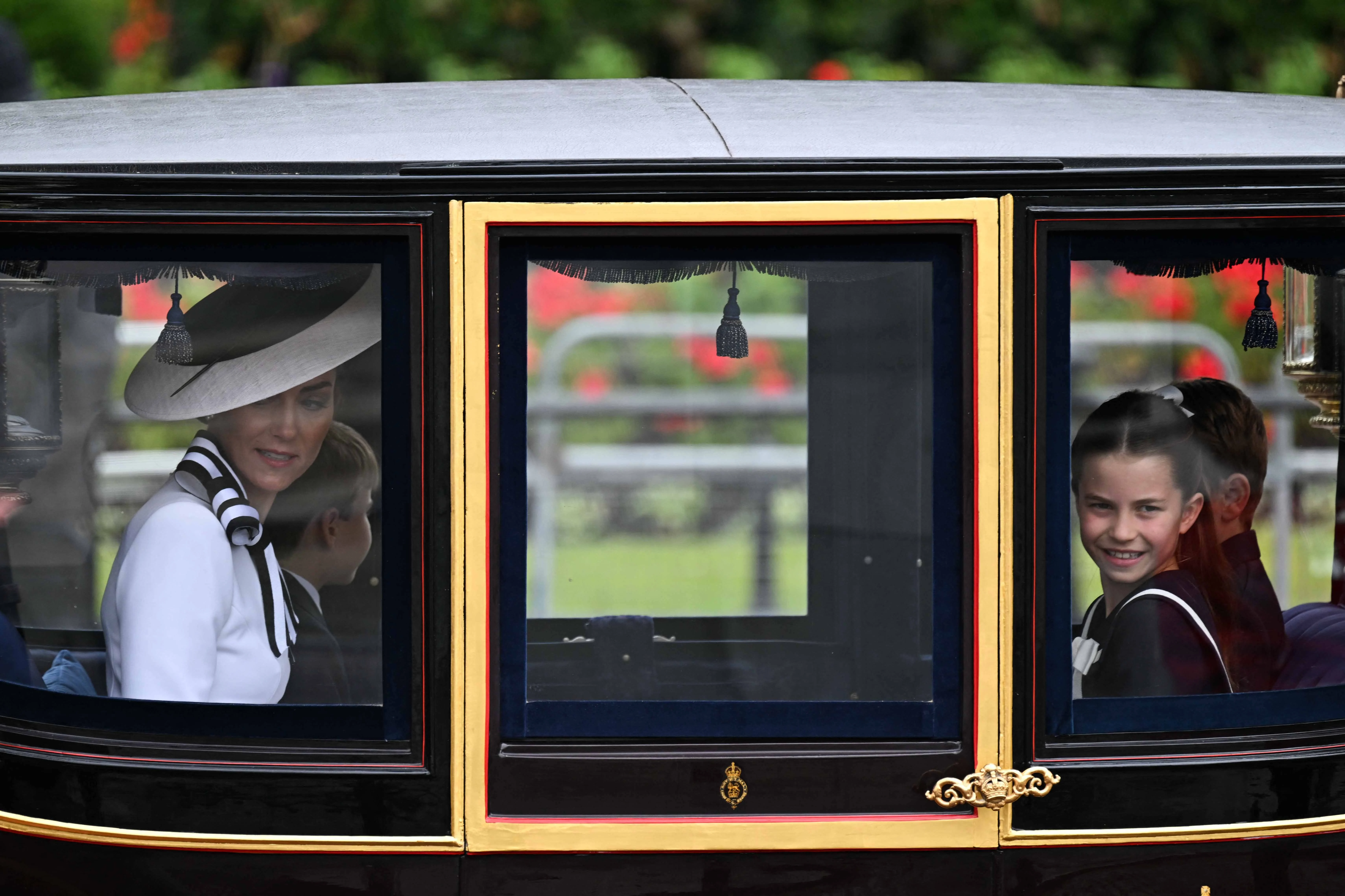 Kate Middleton em desfile de aniversário do Rei Charles III Rasid Necati Aslimanadolu/AFP