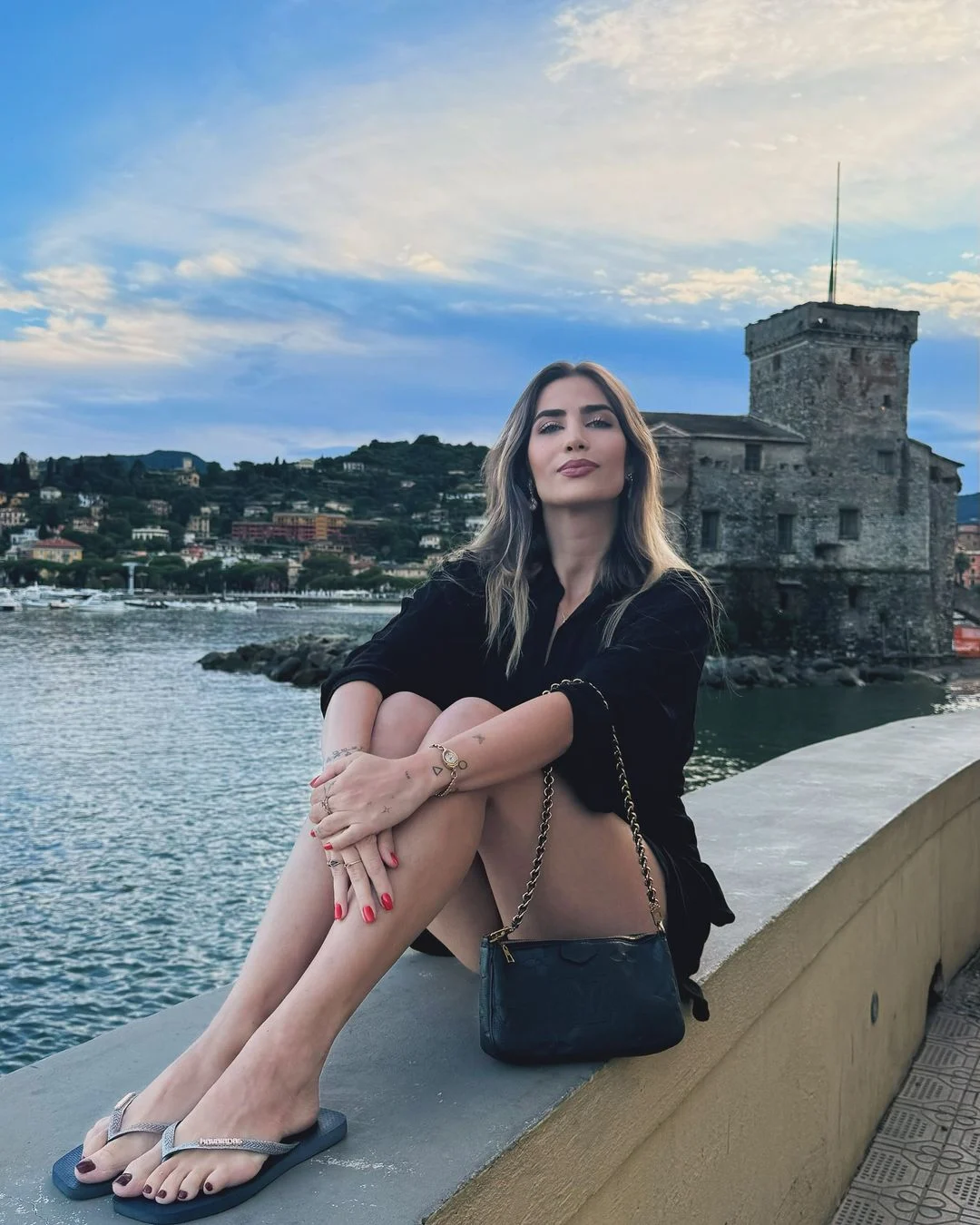 Jessica Beatriz em viagem pela Itália ao lado de sua mãe, Priscila Beatriz. Reprodução/Instagram