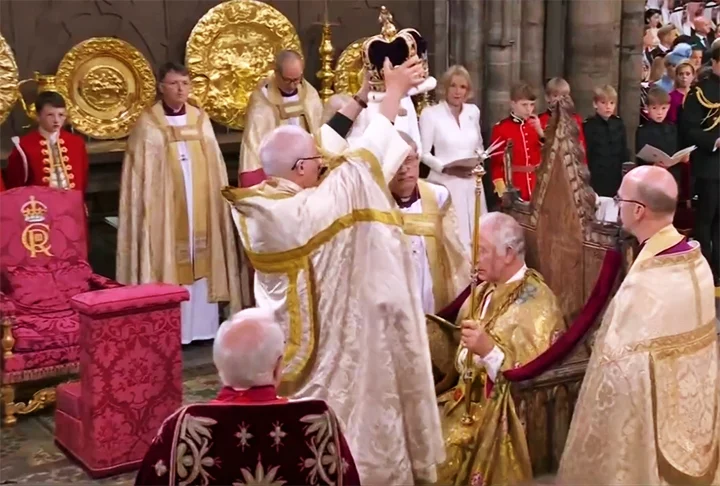 Religião dos Filhos: Os filhos de futuros monarcas ainda precisam ser criados na fé anglicana. Reprodução: Flipar
