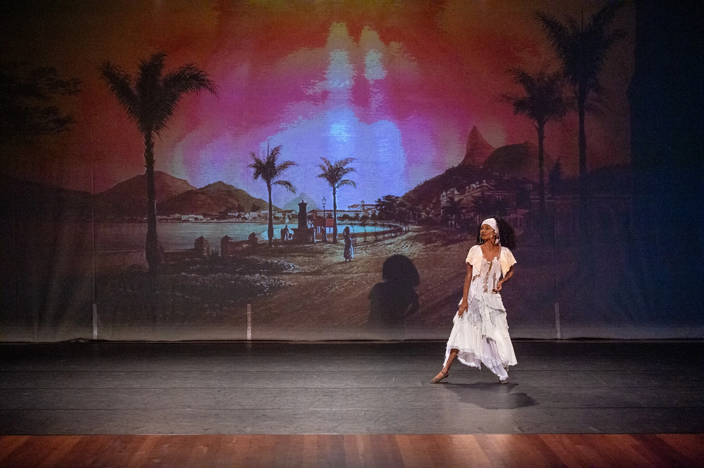 Fotos do espetáculo gratuito ‘Sonhos Conectados: Uma Dança Entre Brasil e China’ Divulgação/Paulo Mumia