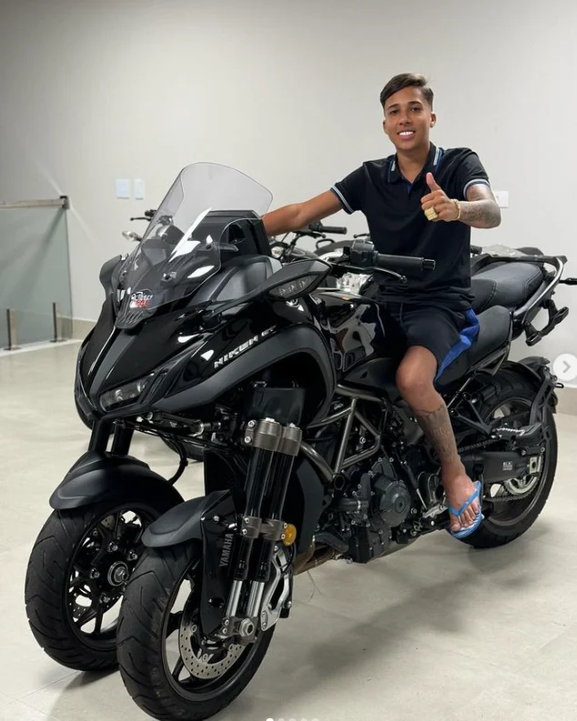 Nino Abravanel no Instagram Reprodução
