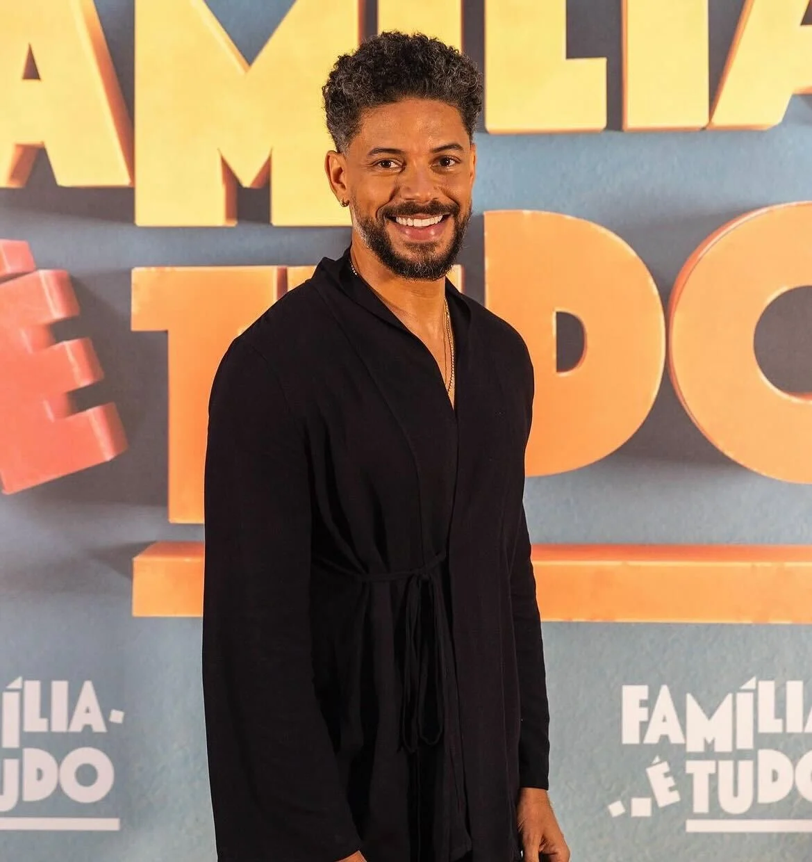 Paulo Lessa saiu de 'Terra e Paixão' direto para 'Família é Tudo' Reprodução X, antigo Twitter, TV Globo