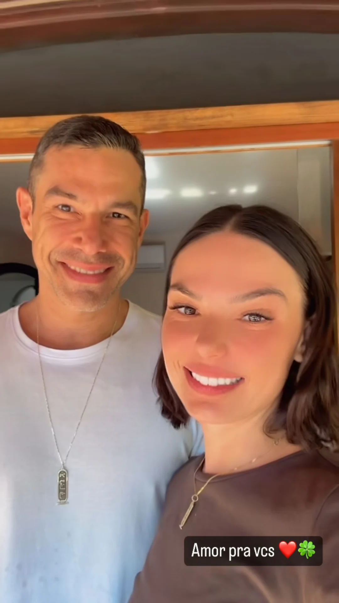 Isis Valverde e Marcus Buaiz se pronunciam em meio a boatos de término Reprodução/Instagram