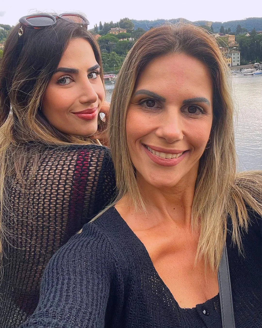 Jessica Beatriz em viagem pela Itália ao lado de sua mãe, Priscila Beatriz. Reprodução/Instagram