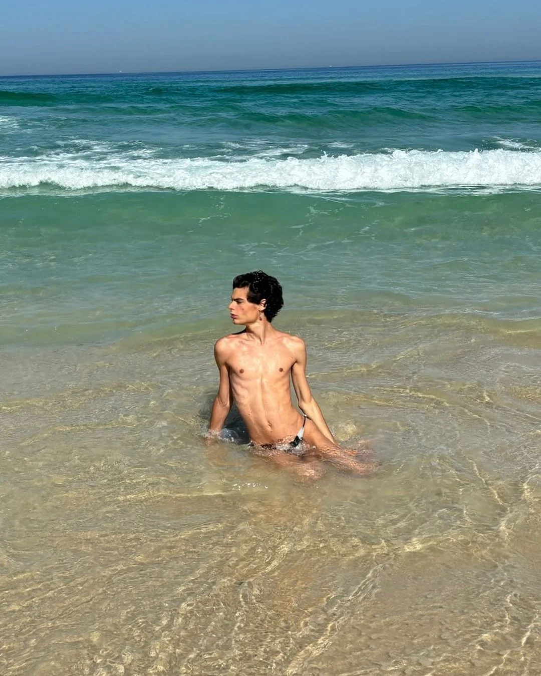 Luigi Tomé, relatou ter sido vítima de homofobia após posar de biquíni Reprodução/Instagram