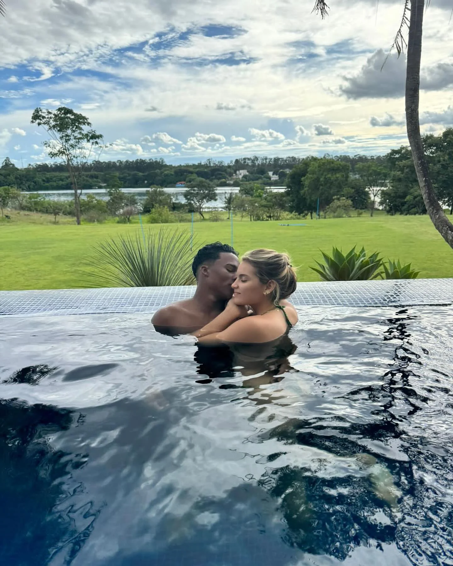 É extremamente proibido adquirir qualquer tipo de vício; Reprodução/Instagram