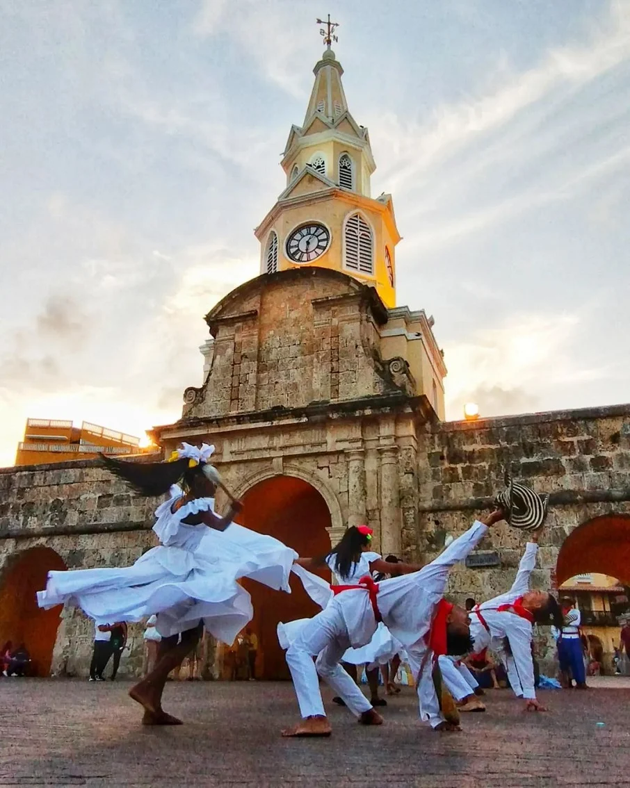 A Torre de Relógio, em Cartagena, na Colômbia Reprodução/Instagram 05.07.2023