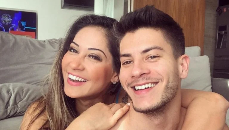 Maíra Cardi e Arthur Aguiar Reprodução/Instagram