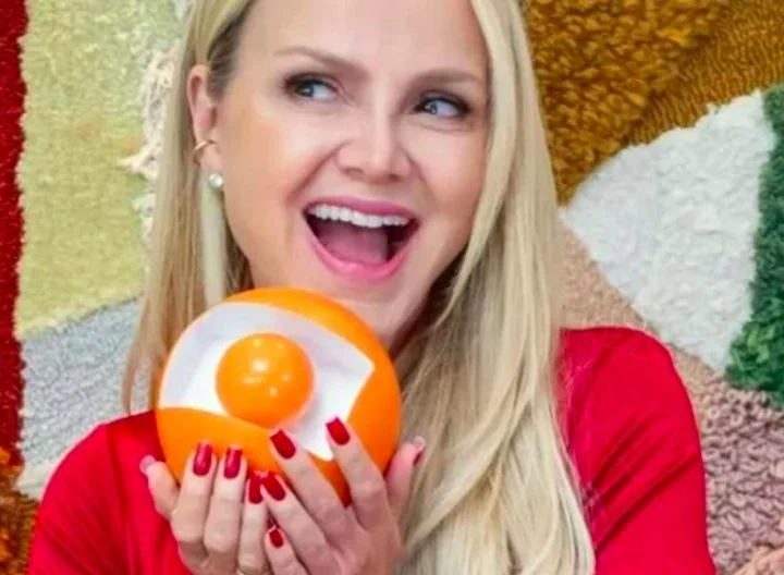 Ela permaneceu à frente do programa por 15 anos, até encerrar sua parceria com a emissora em 2024 e assinar com a Globo. Reprodução: Flipar