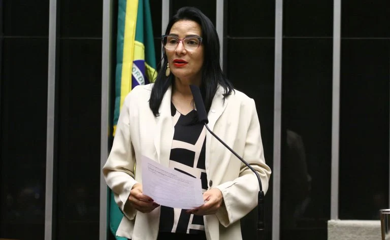 Discussão e votação de propostas legislativas. Dep. Juliana Cardoso (PT - SP)