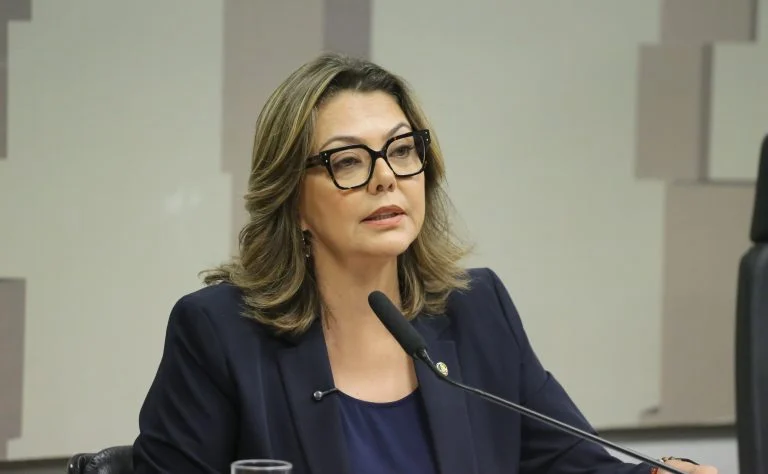 Apreciação de relatório. Senadora, Leila Barros (PDT - DF)
