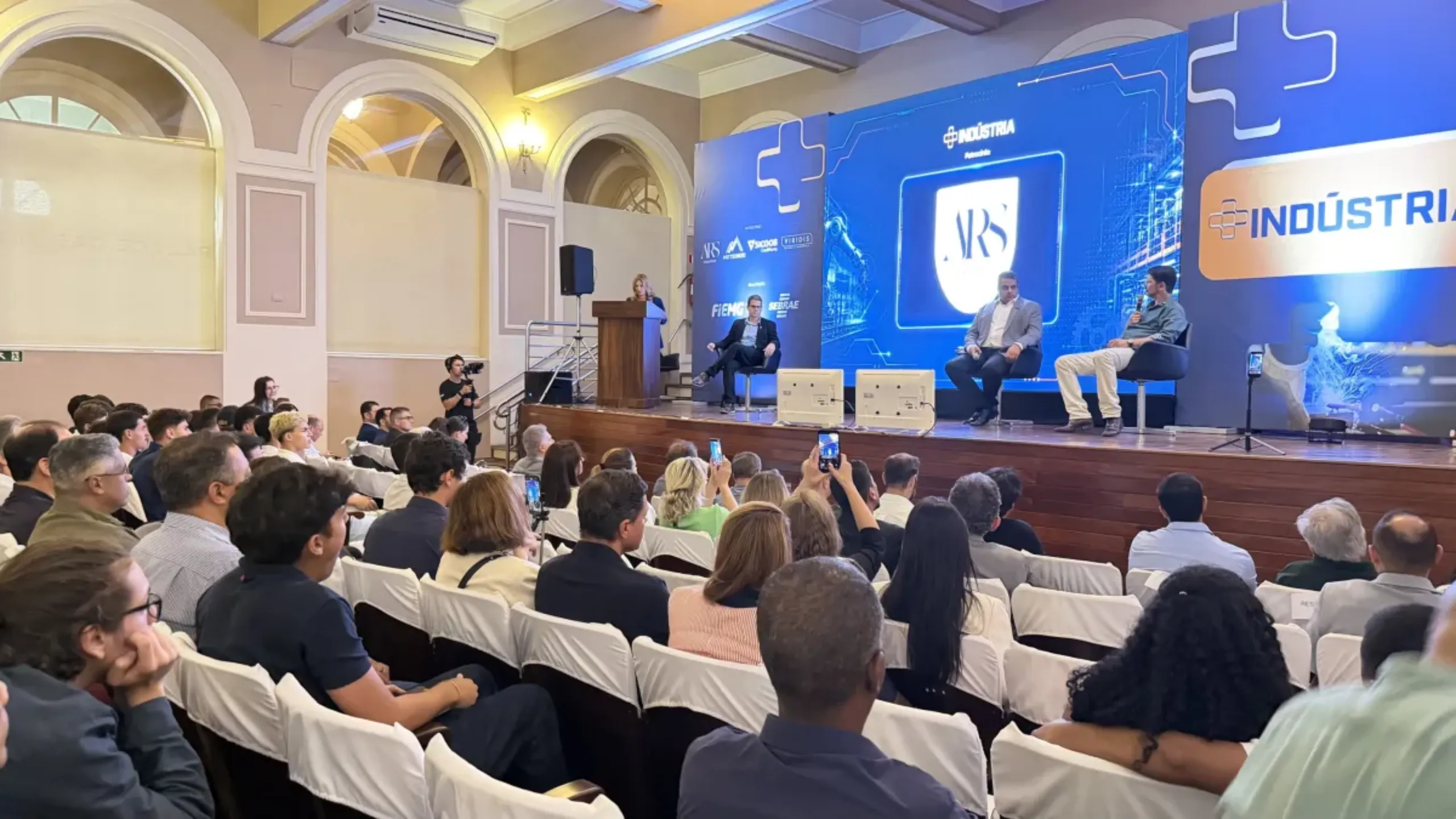 2ª edição do +Indústria no Sul de Minas reuniu cerca de 300 participantes em Poços de Caldas. Crédito: Divulgação