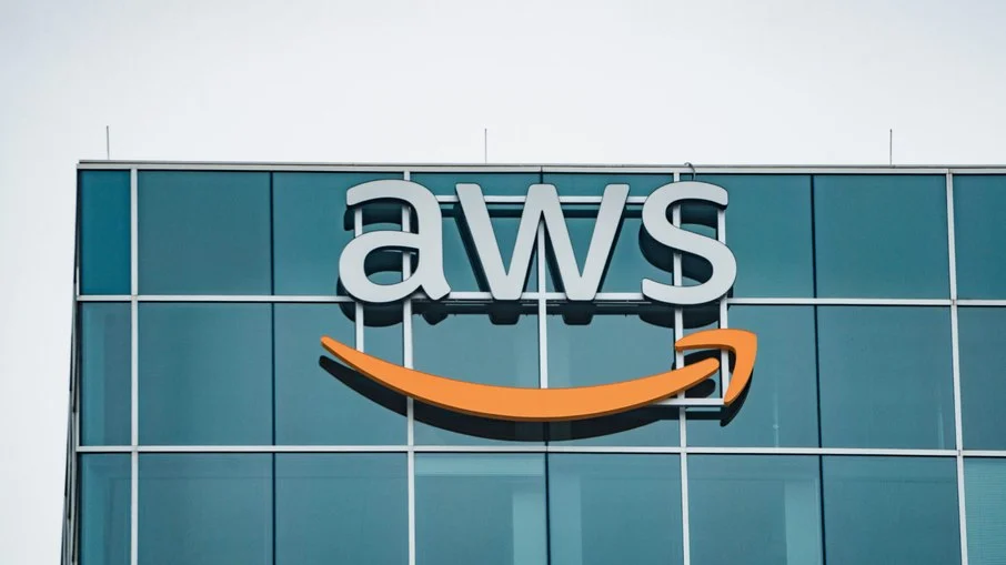 Pane global na AWS derruba mais de 500 aplicativos Pane global na AWS derruba mais de 500 aplicativos