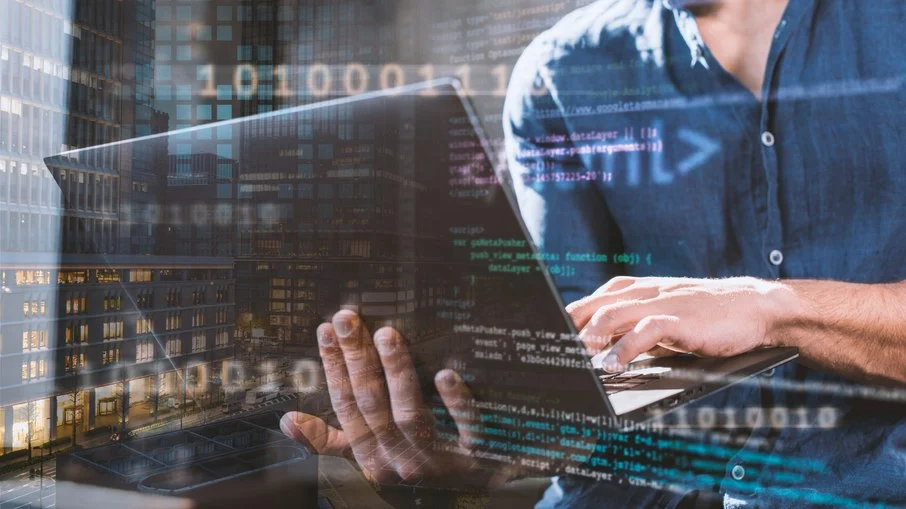 O DNS conecta o usuário aos sites e aplicativos que são usados todos os dias O DNS conecta o usuário aos sites e aplicativos que são usados todos os dias
