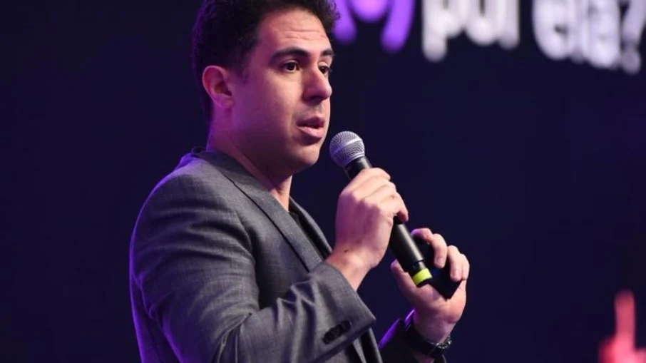 Pedro Cortella é estrategista digital especializado em Educação Pedro Cortella é estrategista digital especializado em Educação