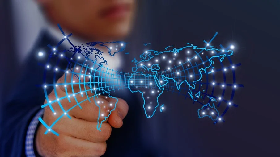 Privacidade e Segurança de Dados Privacidade e Segurança de Dados