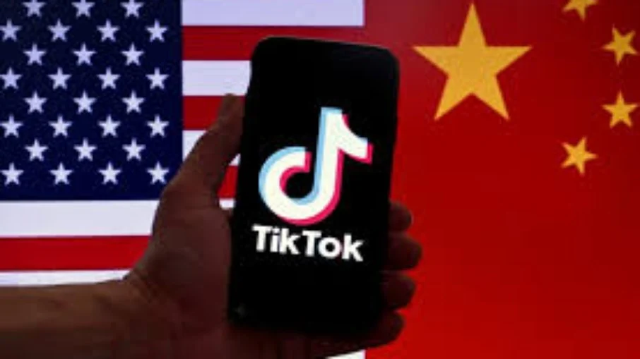 Os principais envolvidos pela negociação estão analisando a proposta da Amazon pelo TikTok Os principais envolvidos pela negociação estão analisando a proposta da Amazon pelo TikTok