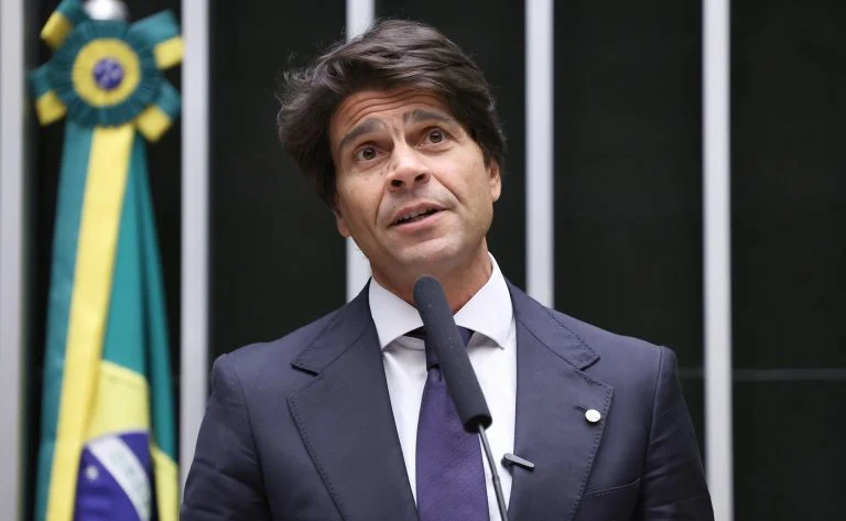 Discussão e Votação de propostas legislativas. Dep. Pedro Paulo (PSD - RJ)