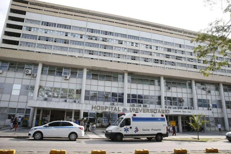 Saúde - médicos - hospitais - cirurgia - centro cirúrgico - sala de cirurgia - médico