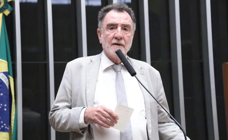 Discussão e votação de propostas legislativas. Dep. Patrus Ananias (PT - MG)
