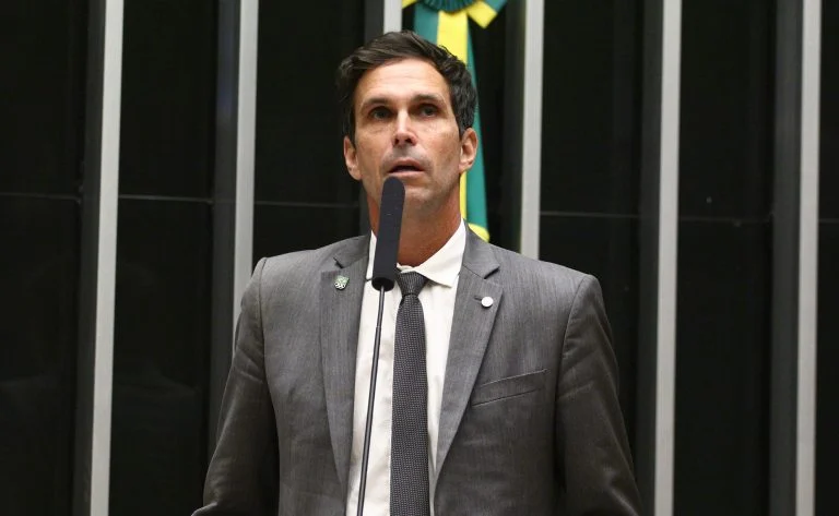 Discussão e votação de propostas legislativas. Dep. Luiz Lima (NOVO-RJ)