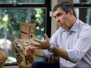Riedel sanciona reajuste salarial para professores em Mato Grosso do Sul