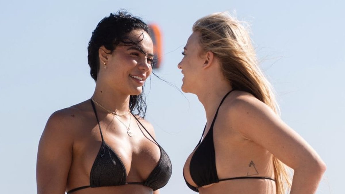 Aline Mineiro renova o bronzeado em dia de praia com amiga - Sou CG