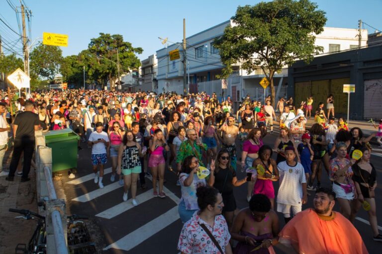 Carnaval de rua em Mato Grosso do Sul mostra a força do interior do Estado