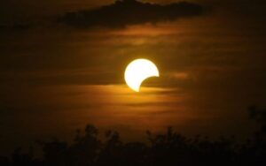 Eclipses 2024 | Veja quando tem eclipse solar e lunar neste ano