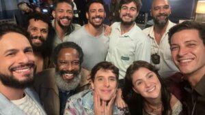 Elenco de 'Terra e Paixão' se despede da novela