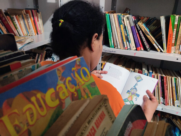 Ferramenta de reinserção social, educação de reeducandos no ensino regular cresce 15%