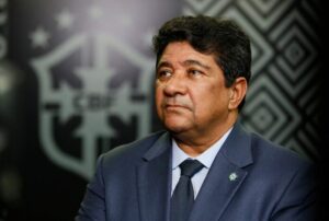 Gilmar cita risco de Brasil não se inscrever na Olimpíada e reconduz presidente da CBF