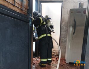 Investigação revela incêndio criminoso e furto em residência em Coxim