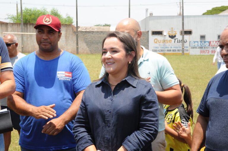 Prefeitura anuncia implantação de iluminação e manutenção do Campo de Futebol da Moreninha II