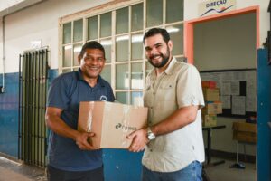 Prefeitura de Campo Grande recebe doação de 66.240 livros novos para educação infantil